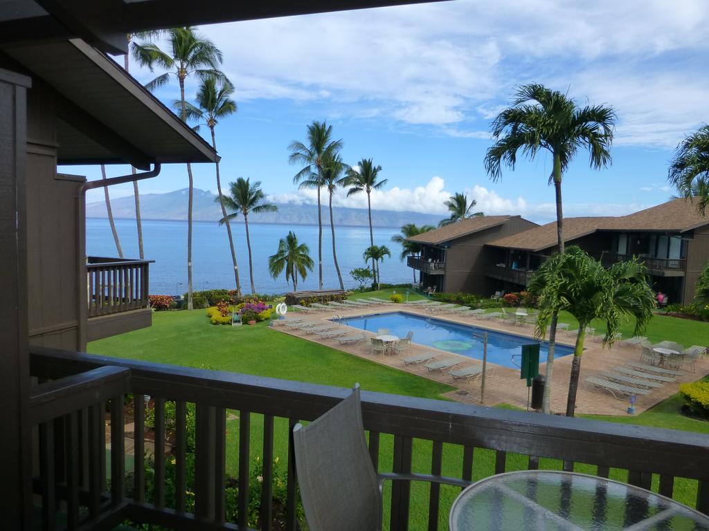 Mahina Surf 220 By Redawning Aparthotel Lahaina Exterior foto